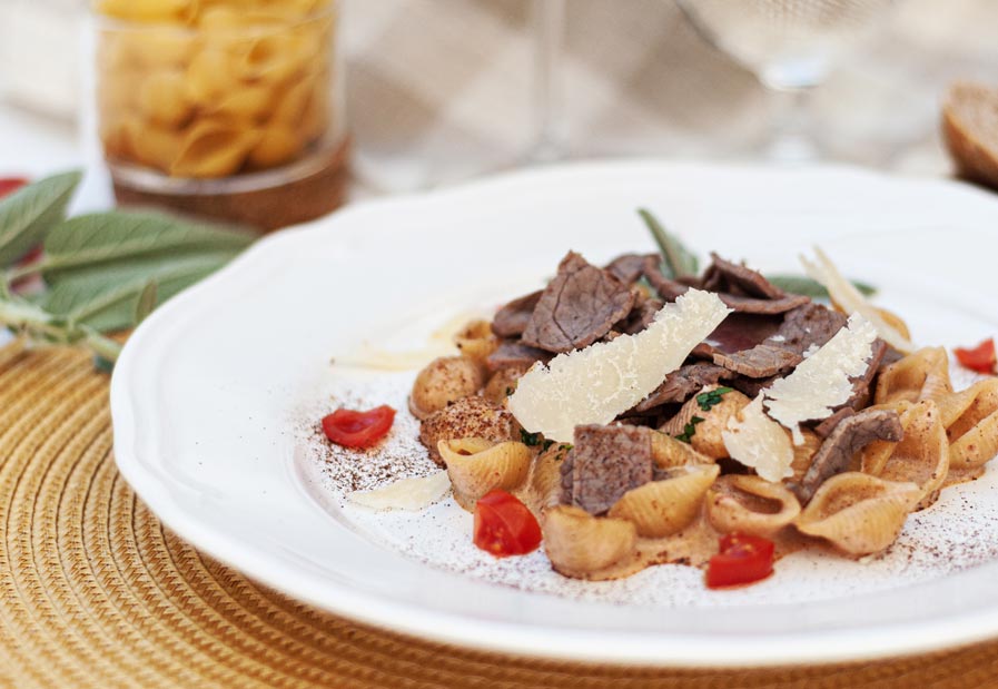 CONCHIGLIE “SMALZADE” ALLA CARNE SALADA ROSA DEL GARDA