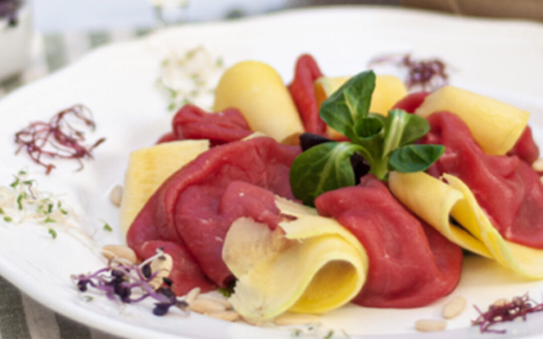 CARNE SALADA CON MANGO E GERMOGLI DI SOIA